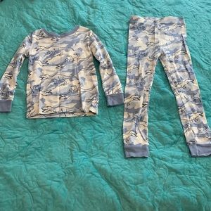 Toddler boy pajama set. Dinosaur pattern, 5T